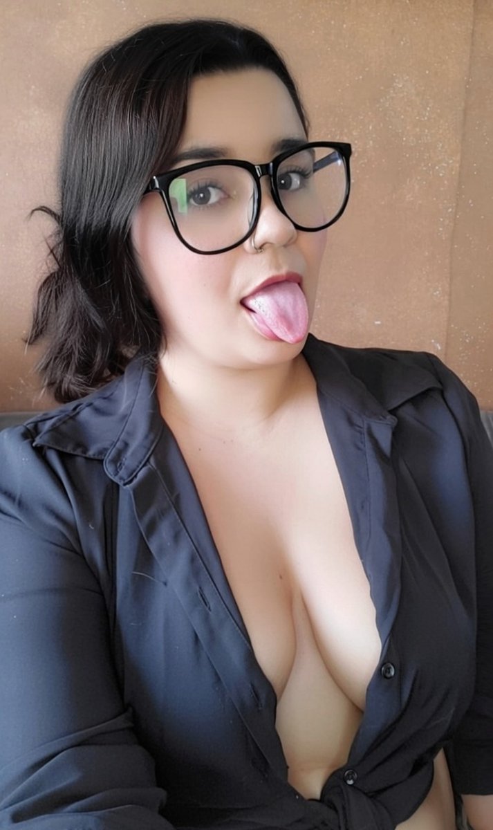 Soldark13's tweet photo. Escríbeme 
@Darksol13161
#telegram
#hotwife
#onlyfans
#sex https://t.co/ACVuoE78wJ