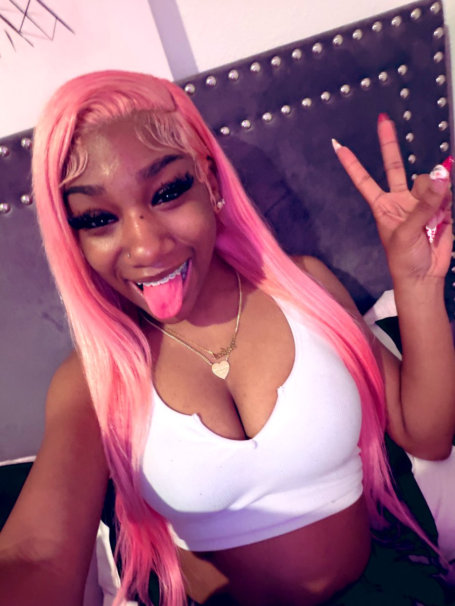 drea tweet media