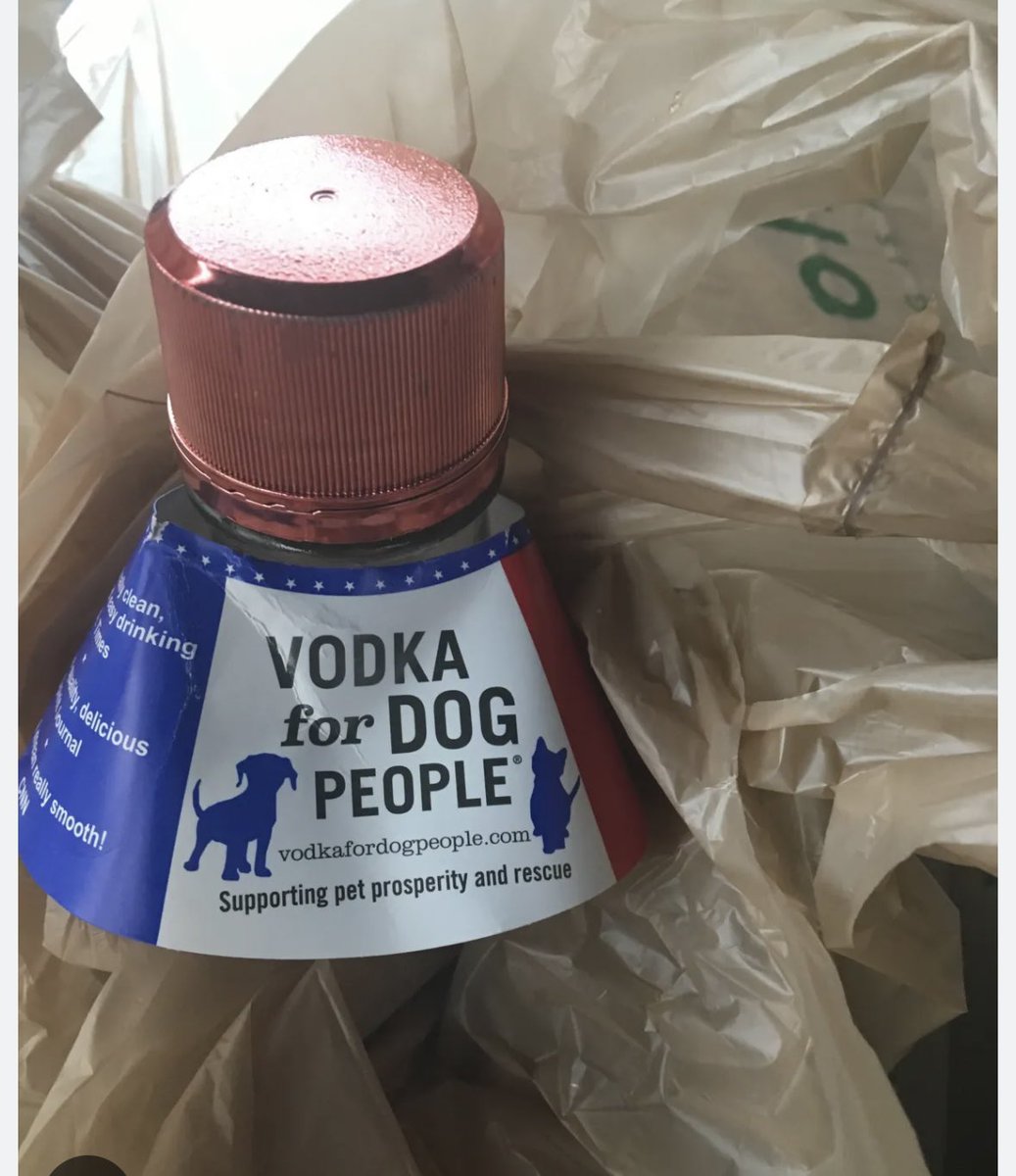 jamieriding27's tweet photo. @rickygervais Get on the @TitosVodka  👌👌👌 https://t.co/2DBBBHOuNL