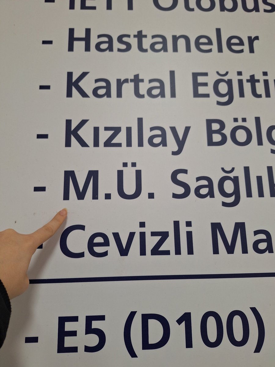 Değerli bağlantılarım, 

Bugün bu okuldan SİKTİR OLUP GİTTİĞİMİ duyurmaktan mutluluk duyuyorum!