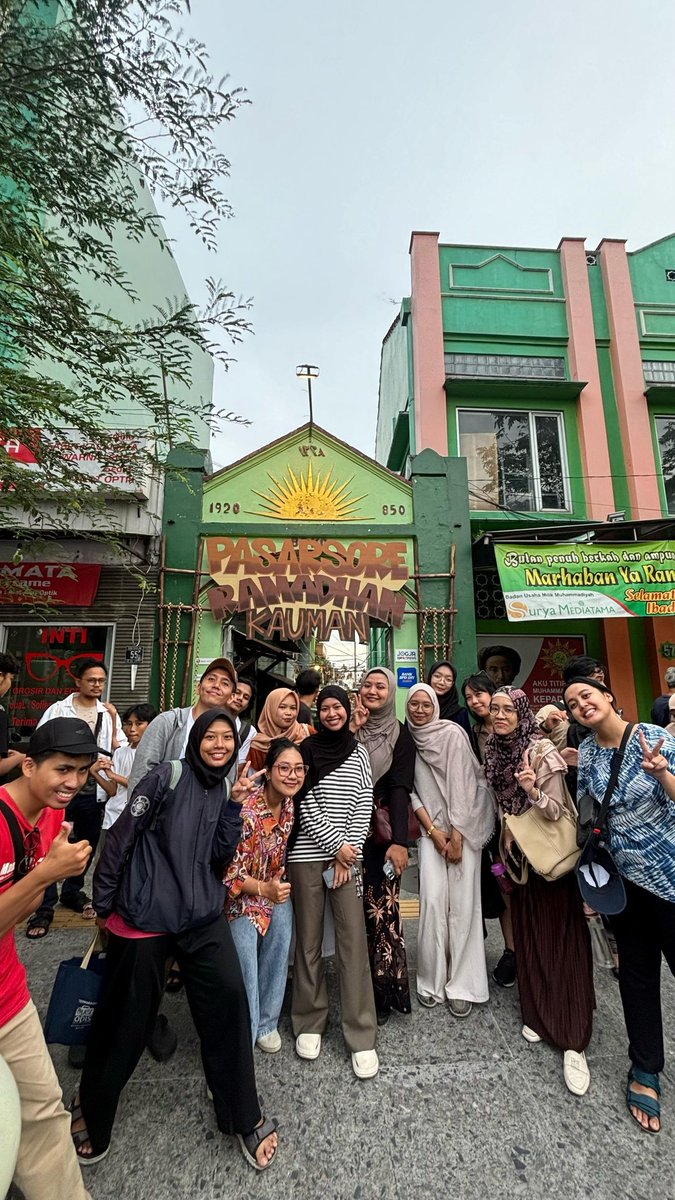 jogjamakanterus's tweet photo. List langganan PPT ane kalau Ramadhan. PPT = para pencari takjil. 

Berikut daftar dan tips-tipsnya.. Silakan diarungi dalam 30 hari, apakah bisa disambangi semua???? I dare you.

[Sebwah utas] https://t.co/tL9jz1rUEE