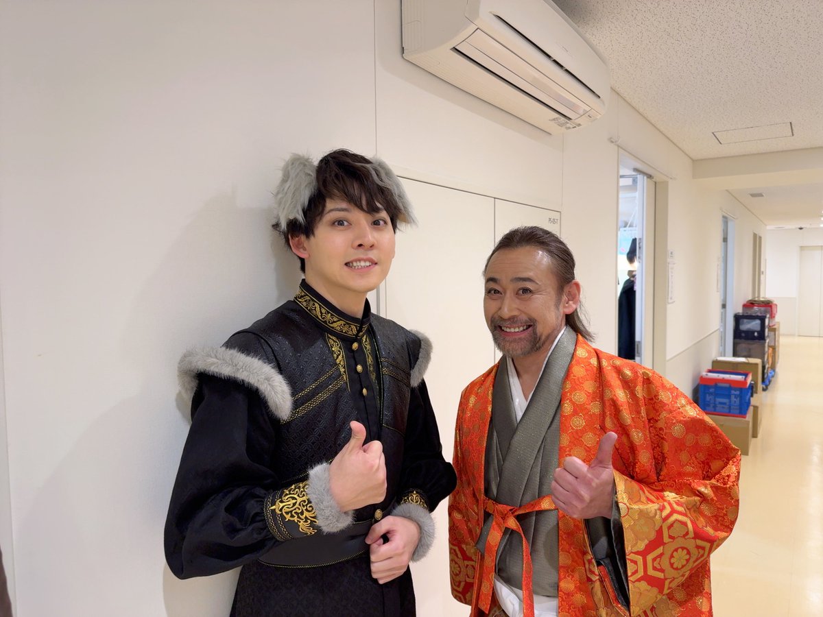maximum083's tweet photo. 牧島です！

VOICARION 10周年記念公演『信長の犬』

牧島ルキフェル初日&amp;千秋楽でした！
ご来場誠にありがとうございました。

犬好きの僕には刺さりすぎる作品。
信長の犬、ルキフェルを演じることが出来たのは俳優人生においても宝物のような時間です🐶

明後日は『孔明最後の一夜』お楽しみに https://t.co/ZEM2atj4jw