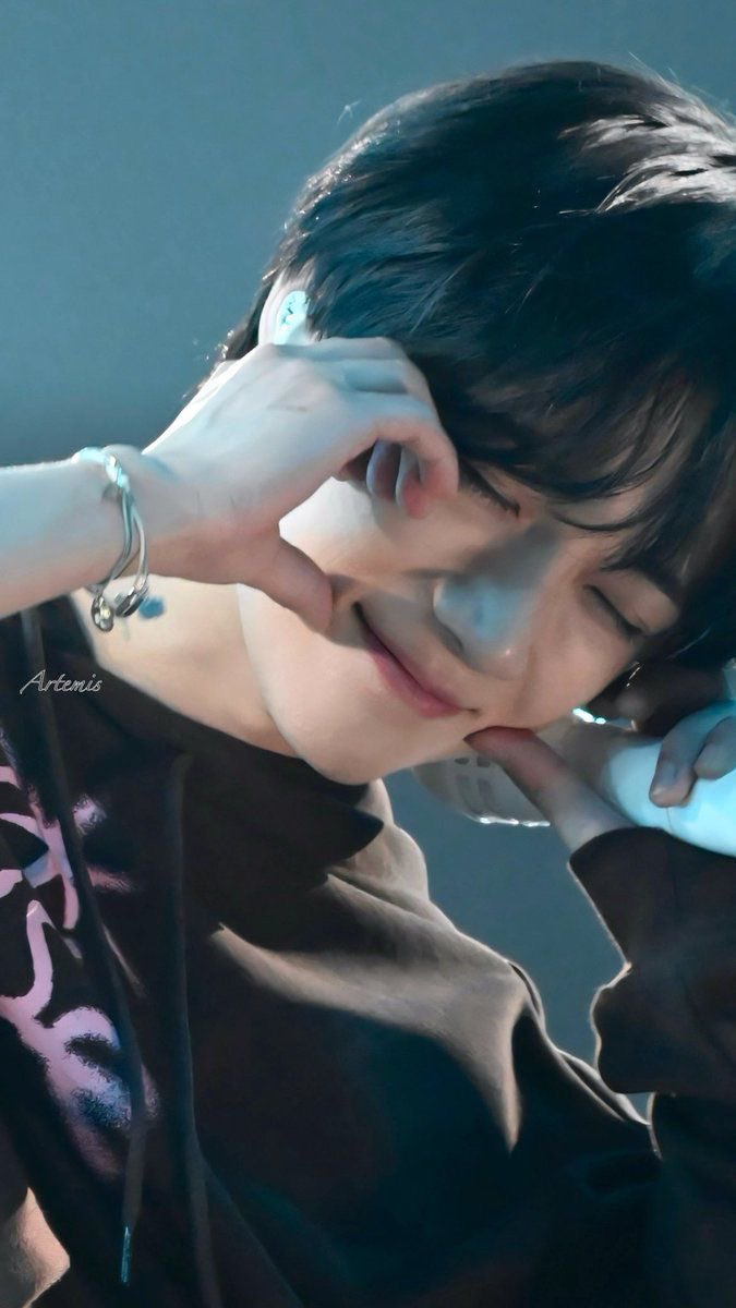 SYBTH33's tweet image. 