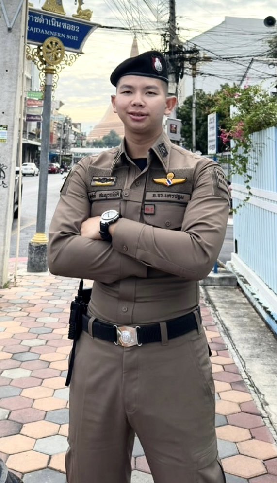 uniform men police suit tweet media