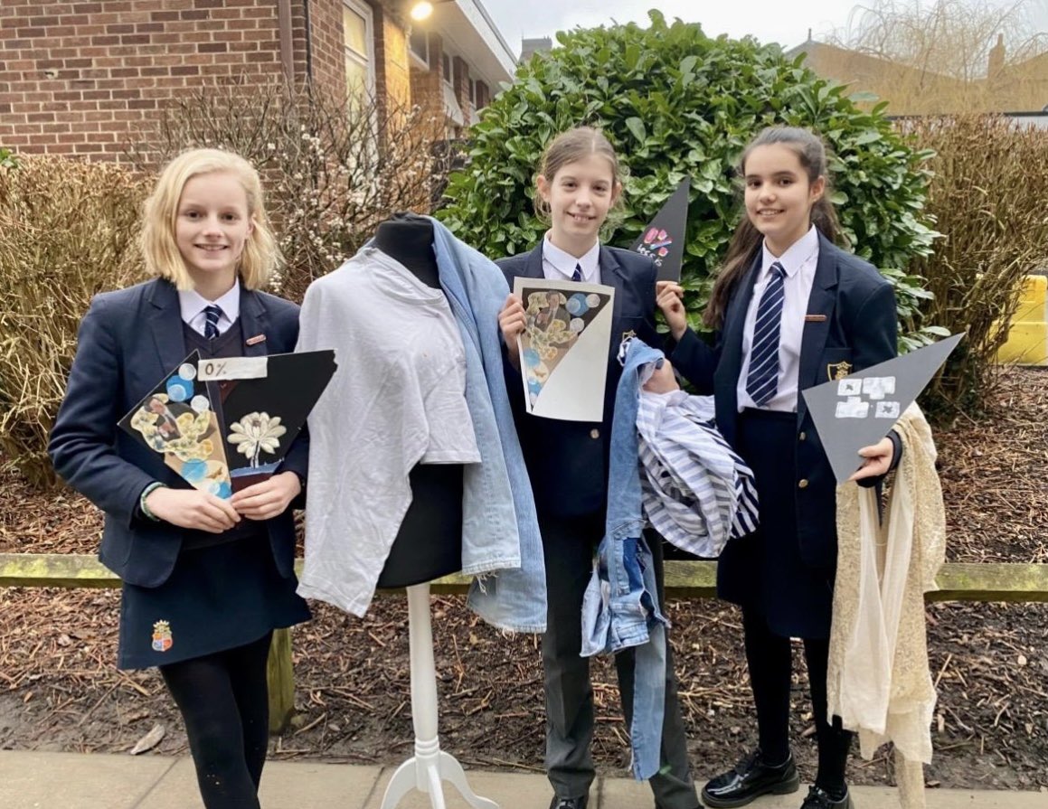 RiponGrammarSch's tweet photo. Student designers to showcase their zero-alcohol streetwear range to MPs in House of Commons π§’ π π
Great work! π
Read more: https://t.co/0qAVYueRv8
#fashion #design #CAP #teamRGS #boardingschool #yorkshire https://t.co/5ToHbjlLiQ