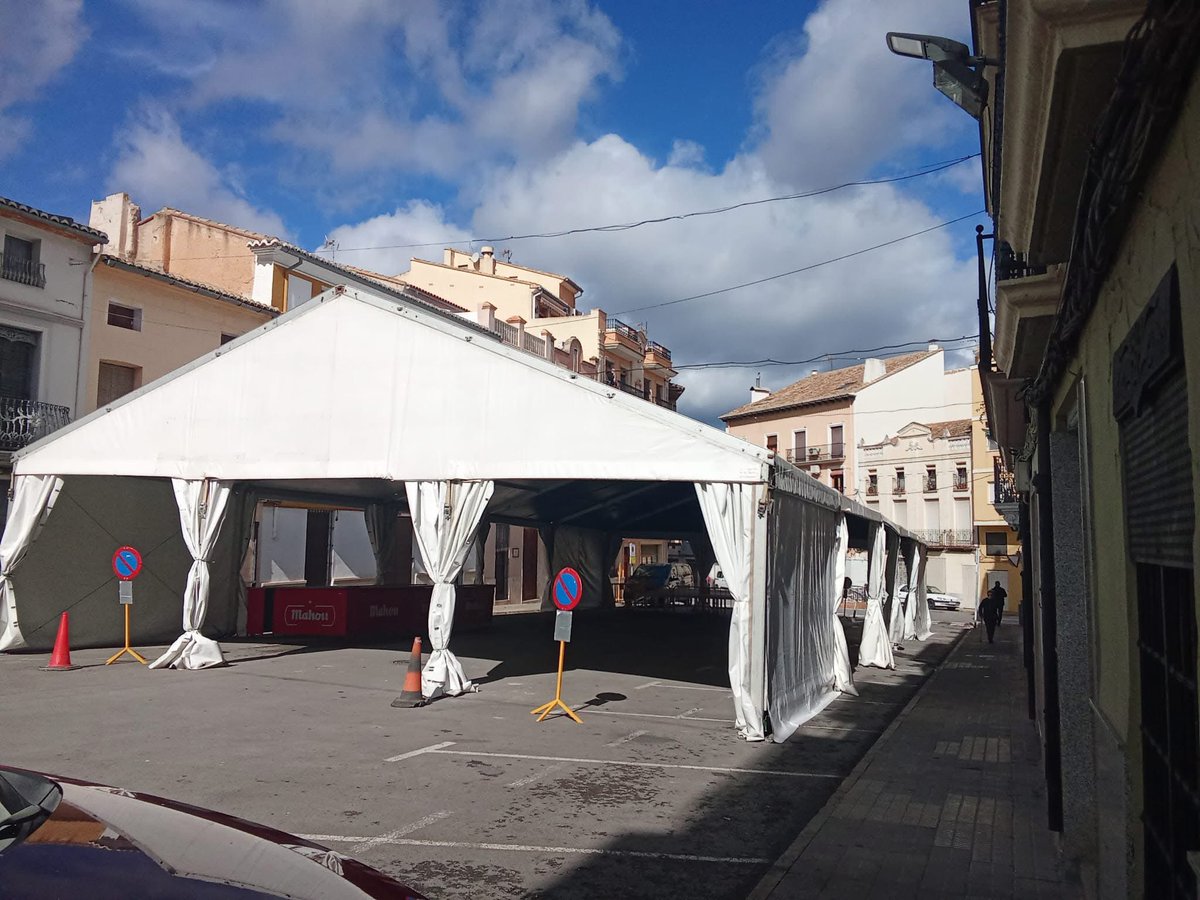 🚛✨ Estamos a pleno rendimiento.

En Olukarpa Eventos no paramos. En las últimas semanas hemos realizado montajes por distintos puntos de España, llevando nuestra estructura, coordinación y profesionalidad allí donde el evento lo requiere.

¿Qué os parecen? 👇

#OlukarpaEventos