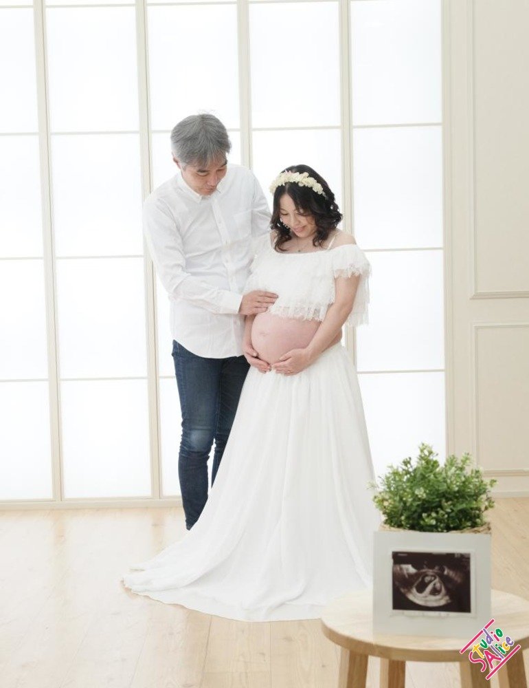 mcs_rio's tweet photo. 2月15日❨28週0日　8ヶ月目❩なんとか動けるうちに記念にマタニティフォトを撮影しました📷️

YouTubeご視聴で応援してね💿️
勝利のリズム❨YouTube❩
https://t.co/8zzzh6C8SM
山の風にのせて❨YouTube❩
https://t.co/WVTQKRh2qO
#双子妊娠　#高齢多胎妊娠 https://t.co/nXfRS95NtY