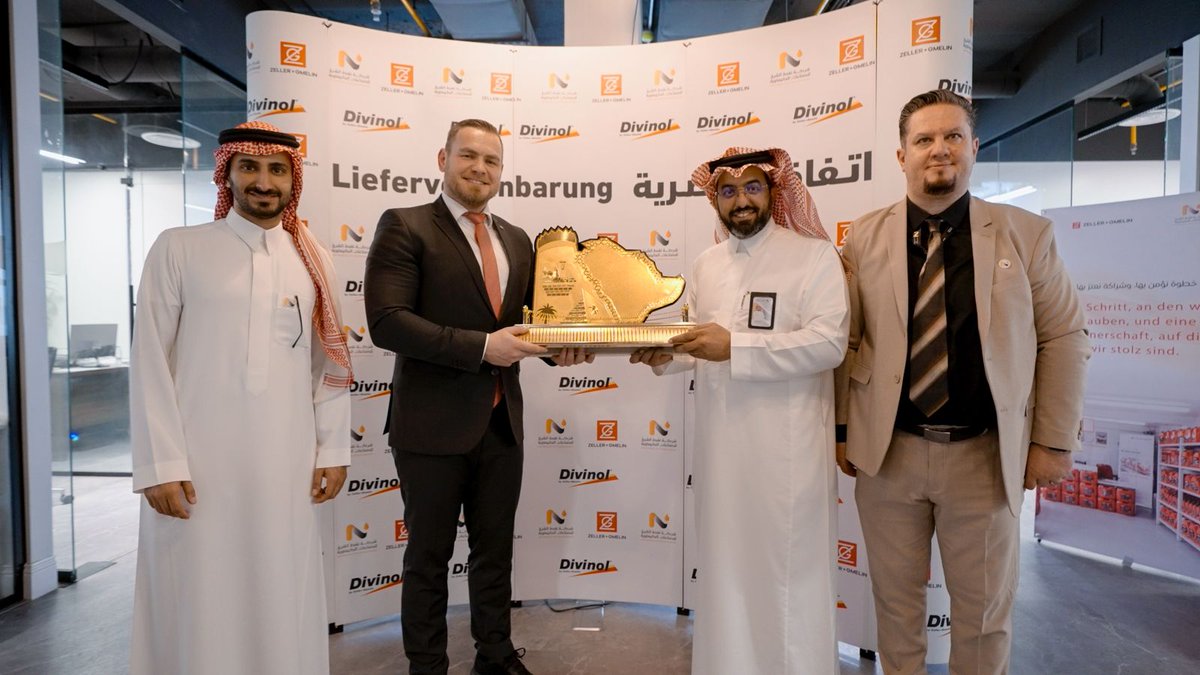 Neft_Alsharq's tweet photo. نعلن عن توقيع اتفاقية وكالة حصرية مع شركة Zeller+Gmelin الألمانية، المالكة للعلامة التجارية العالمية DIVINOL، والتي تمتد خبرتها لأكثر من 150 عامًا منذ تأسيسها عام 1866.  وبموجبها، أصبحت الشركة الوكيل الحصري لزيوت DIVINOL في المملكة العربية السعودية والجمهورية العربية السورية. https://t.co/BsxFQGT41H