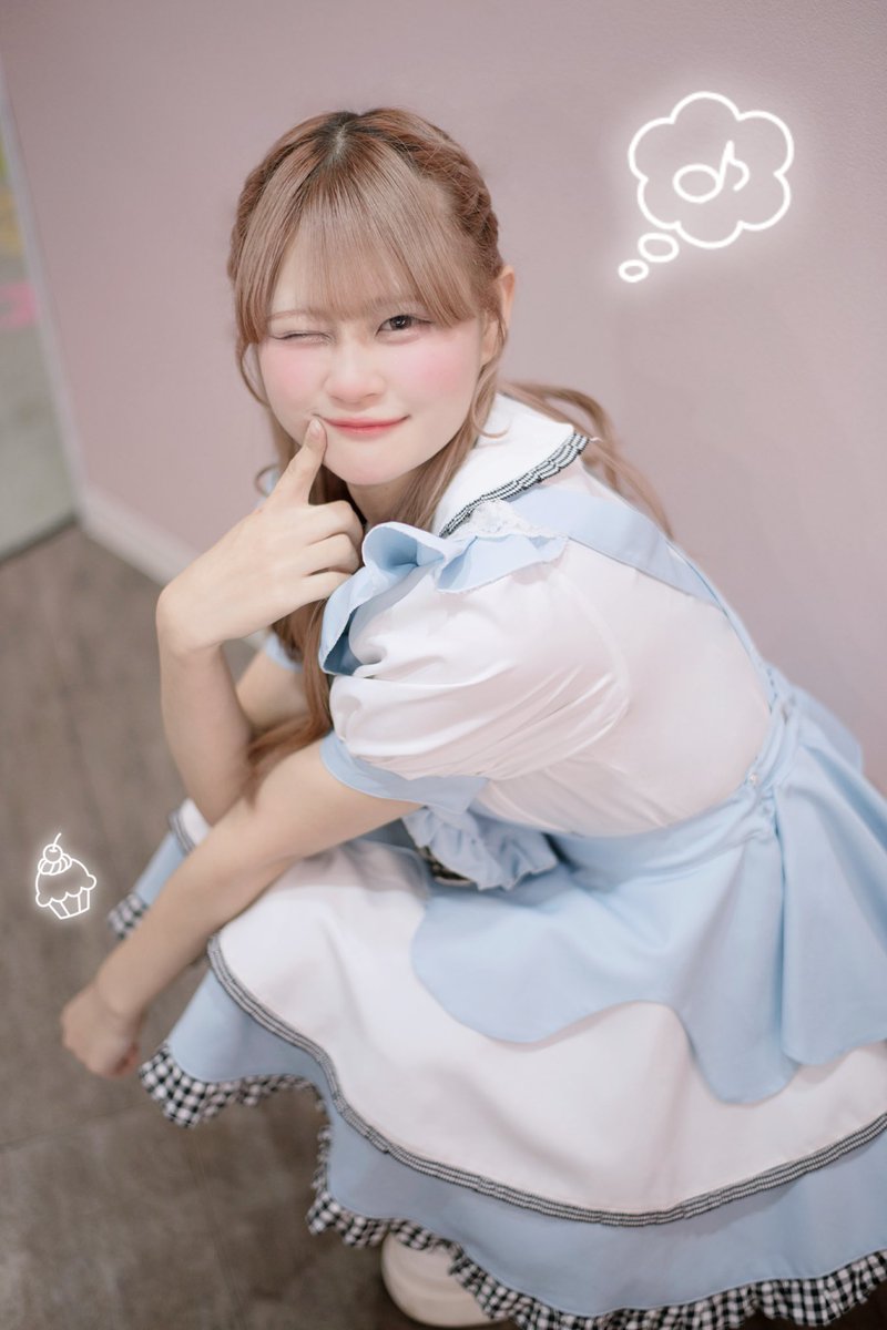 hitomi__mone's tweet photo. 君が撮る私って ほんとほんと可愛すぎるよ https://t.co/tQWiUbBJKz