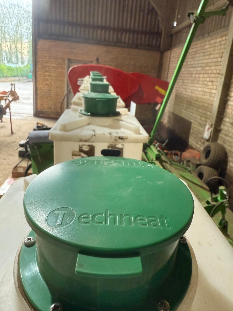 Techneat tweet media