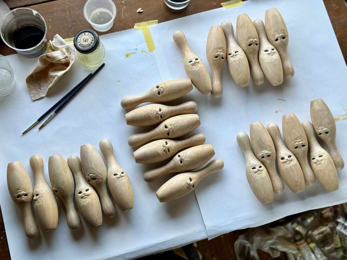 ネコノおもちゃ屋さん制作中 //