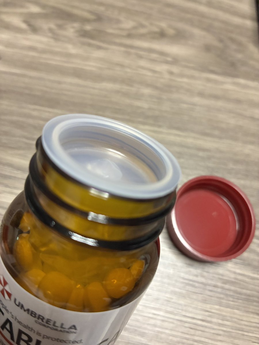 アンブレラ社の錠剤を入手したので、世界にゾンビが蔓延ってもきっと安心。
