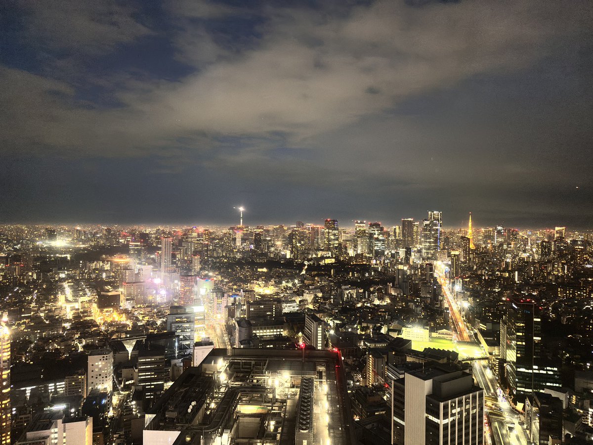 이한경 tweet media