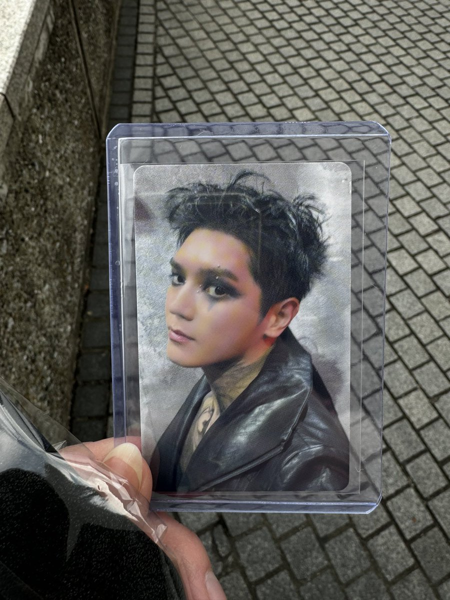 ic_ce4's tweet photo. TAEYONG CONCERT <TY TRACK - REMASTERED> in JAPAN テヨン 6000円 特典 トレカ ランダム 交換

譲）1枚目
求）2枚目👑＞💕

本日、会場内又は終演後の交換希望です。
お気軽にお声掛けください🙇🏻‍♀️ https://t.co/yxiD84e0dj