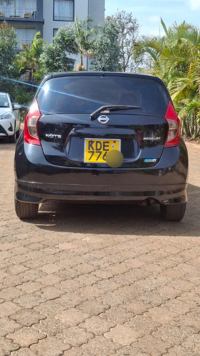 JT_Motors_Ltd's tweet photo. @lilacmwesh Nissan Note MEDALIST
Dig-S
360 camera
Half leather seats
Yom 2014
1200cc
Ready Documents for transfer
Asking 740kUsedCarsKenya #CarsKenya #NairobiCars #PradoKenya #Axio #CarsForSaleKE #NairobiDeals https://t.co/aqjhE2uJNx
