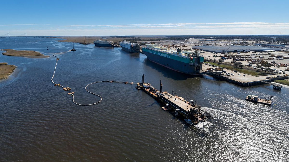 WorldCargoNews's tweet image. ⏩ Dredging under way in #Brunswick as #Savannah deepening study advances: tinyurl.com/3a5ve5xy 
@GaPorts 
#Ports #USPorts #Logistics #RoRo #SupplyChain #WorldCargoNews