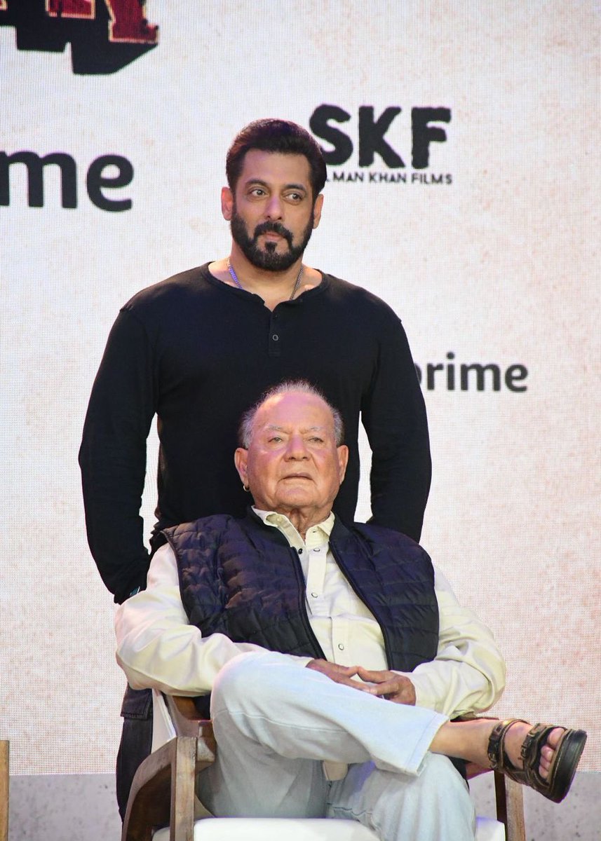 GauravAmbilwad2's tweet photo. निर्माता आणि पटकथा लेखक सलीम खान यांची प्रकृती बिघडल्याने त्यांना लीलावती रुग्णालयात दाखल केले आहे. त्यांच्यावर ICU मध्ये उपचार सुरू आहे.

Get Well Soon Sir.. https://t.co/8Nrmy8gTSR
