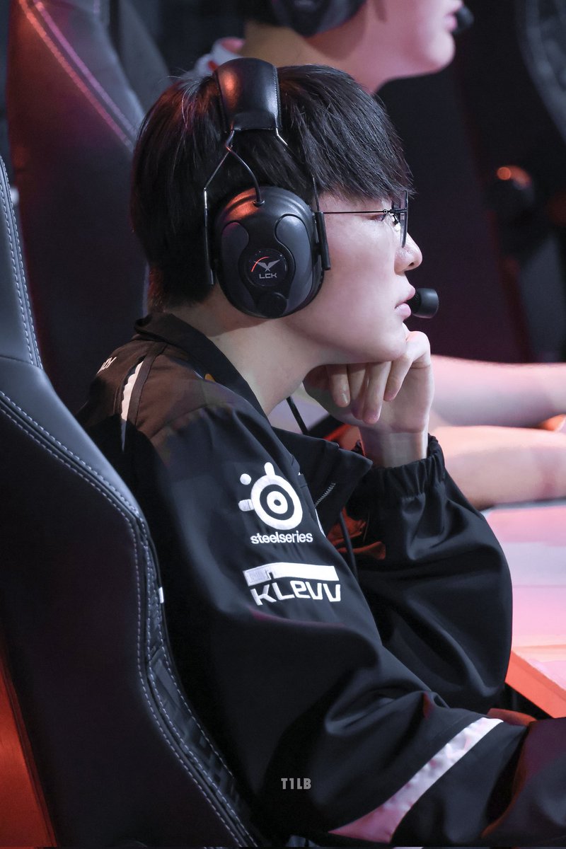 t1lb_faker_'s tweet photo. 260125 LCK CUP
T1 : BFX
🐈‍⬛🌹

#Faker #페이커 #T1WIN https://t.co/zSasxjVr1y