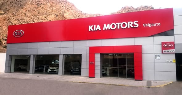 MarcosAuto65933's tweet photo. 📷​Imágenes del 2016.
Hace 10 años así eran nuestras concesiones 👀
Nissan, Kia, Hyundai, Peugeot, Citroën y Opel. Una década de evolución, crecimiento y pasión por la automoción.❤️ https://t.co/5D5CykmWiz