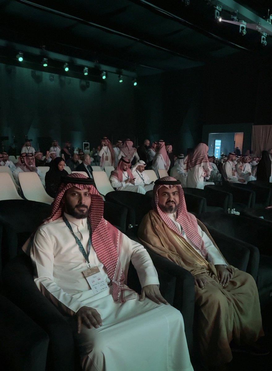 غرفة المجمعة tweet media
