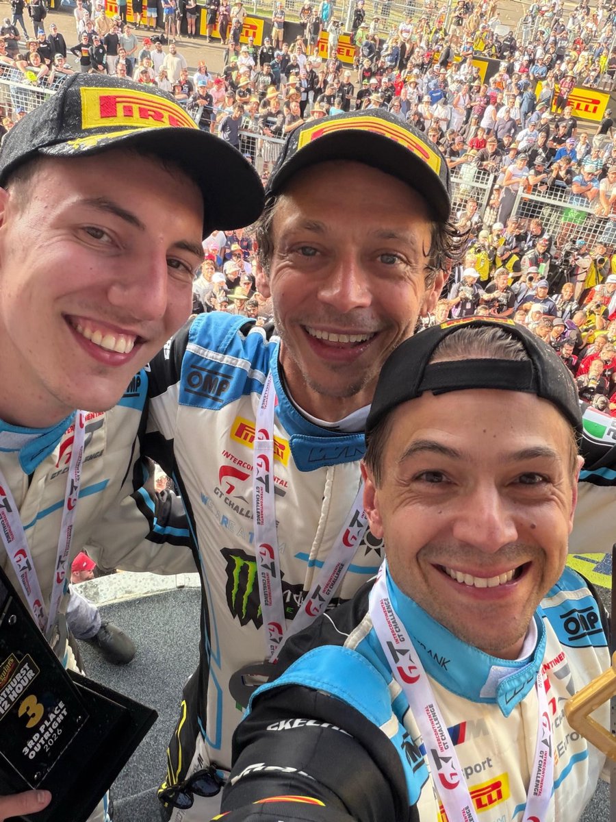 Valentino Rossi tweet media