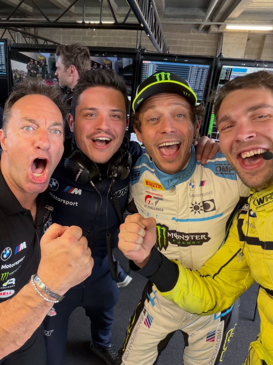 Valentino Rossi tweet media