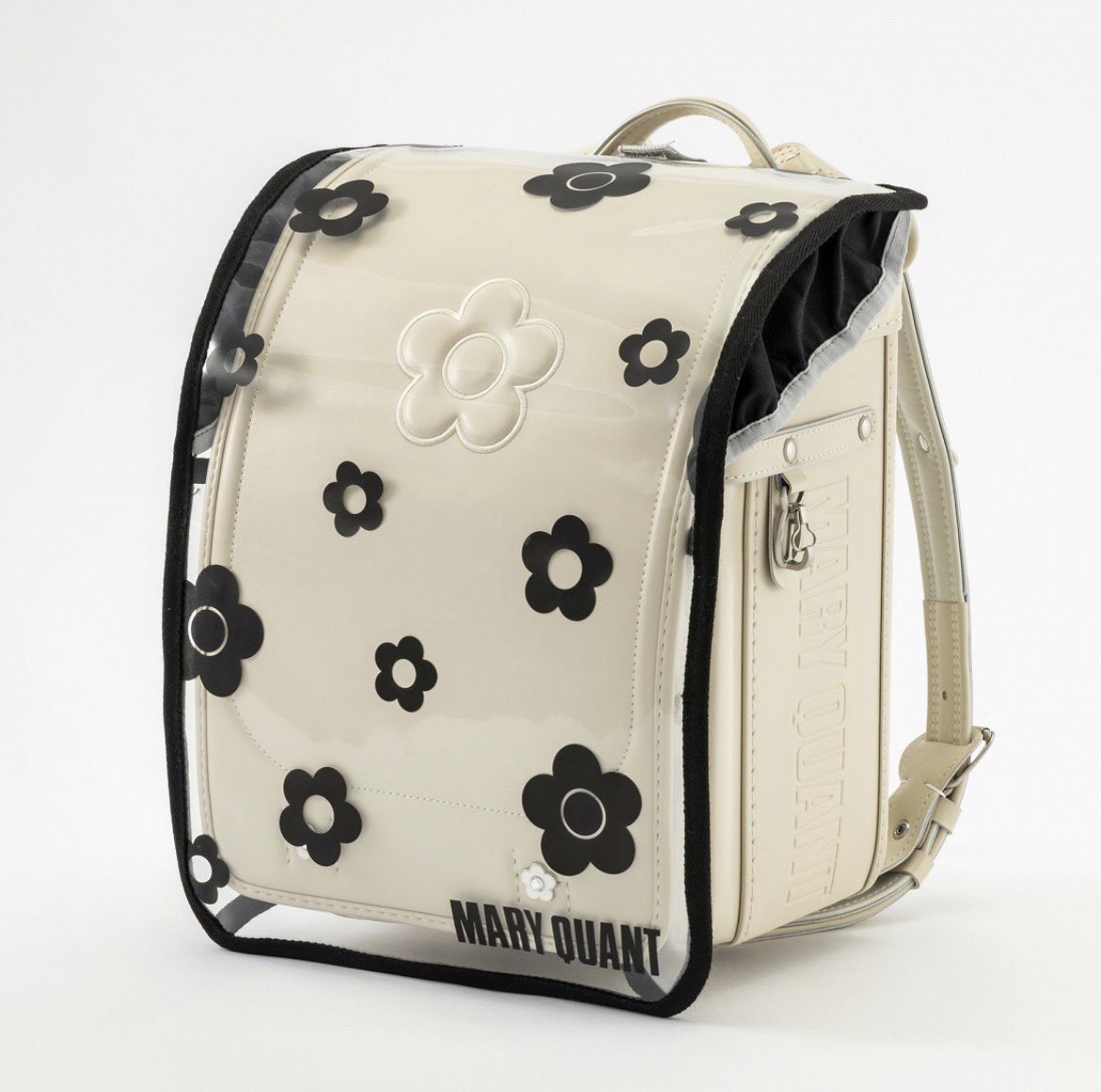 いつ会ってもモデルみたいにオシャレな、マンションのお隣のママさん