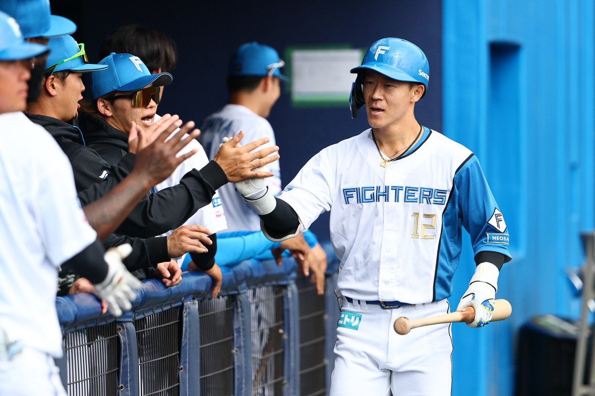中日ドラゴンズとの練習試合は 5-3で勝利🌟 「DOMIれポーズ」が炸裂