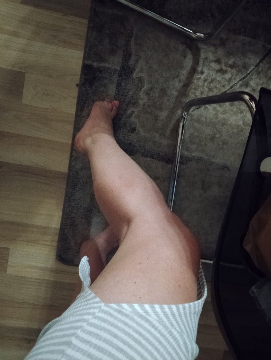 Livealivlivea's tweet photo. Boots off soon…
Guess what’s next? 👣
#FootFetish #Feet #Soles #FootTease #FootFans #FetishTwitter https://t.co/bUAd0ukEX2