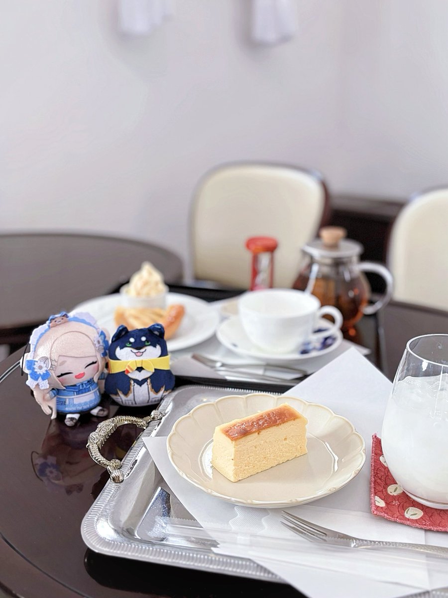 withfluffy_'s tweet image. 武蔵野茶房さんの特製焼チーズケーキ🧀
素敵な店内で食べる濃厚なチーズケーキ、あまりにも良すぎた꒰ ᐡᴗ͈ ·̫ ᴗ͈ ꒱ ♡

期間限定のパンケーキも美味しそうだったから、次に行くときは食べたいな〜〜🥞💖

#たまにじ本音旅 #TokyoTokyo