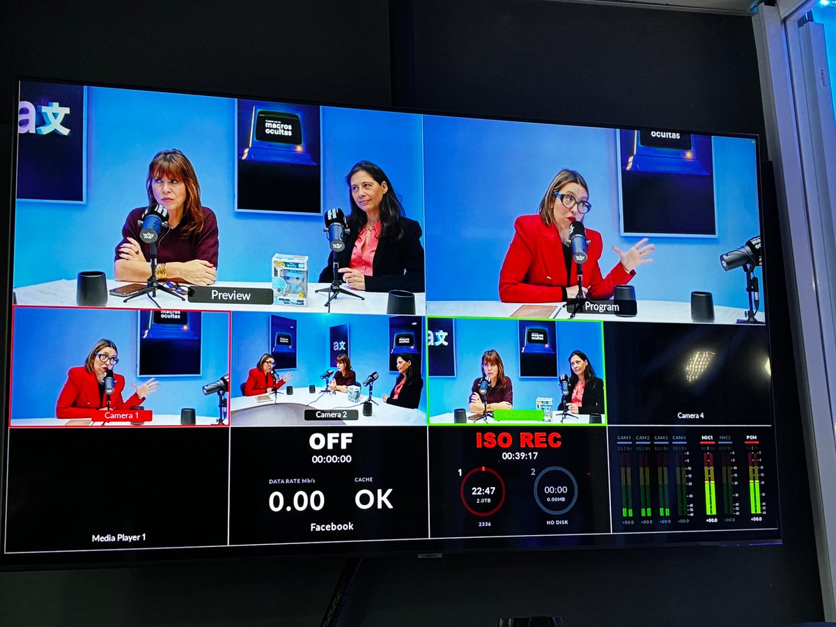 sistema_arText's tweet photo. Una gran conversación entre @mariamoyav (CEO y confundadora de @losdelvolcan) y @susana_vinuales (#equipoarText, profesora en @FacDerecho_UNED), moderada por @BarbaraVillu (@Cuatroochenta).

#ComunicaciónClara
#LenguajeAdministrativo
#IA

Disponible en:
🔗 https://t.co/031gj3bedS https://t.co/lEEwVT5ONV
