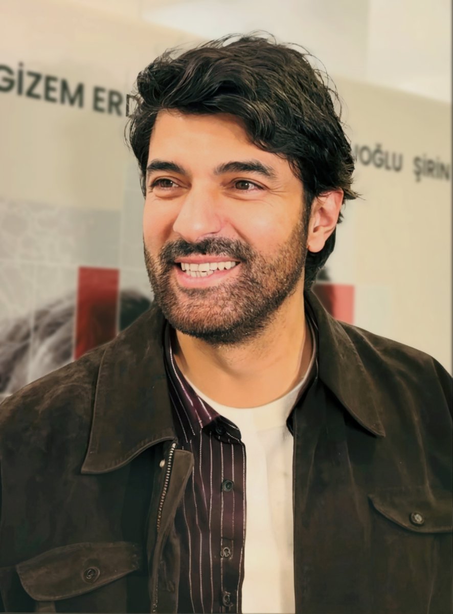 Thank you, Engin, for giving us so many smiles 💖 Every day will be sweeter looking at them 😍🥰
     #EnginAkyürek 🫶