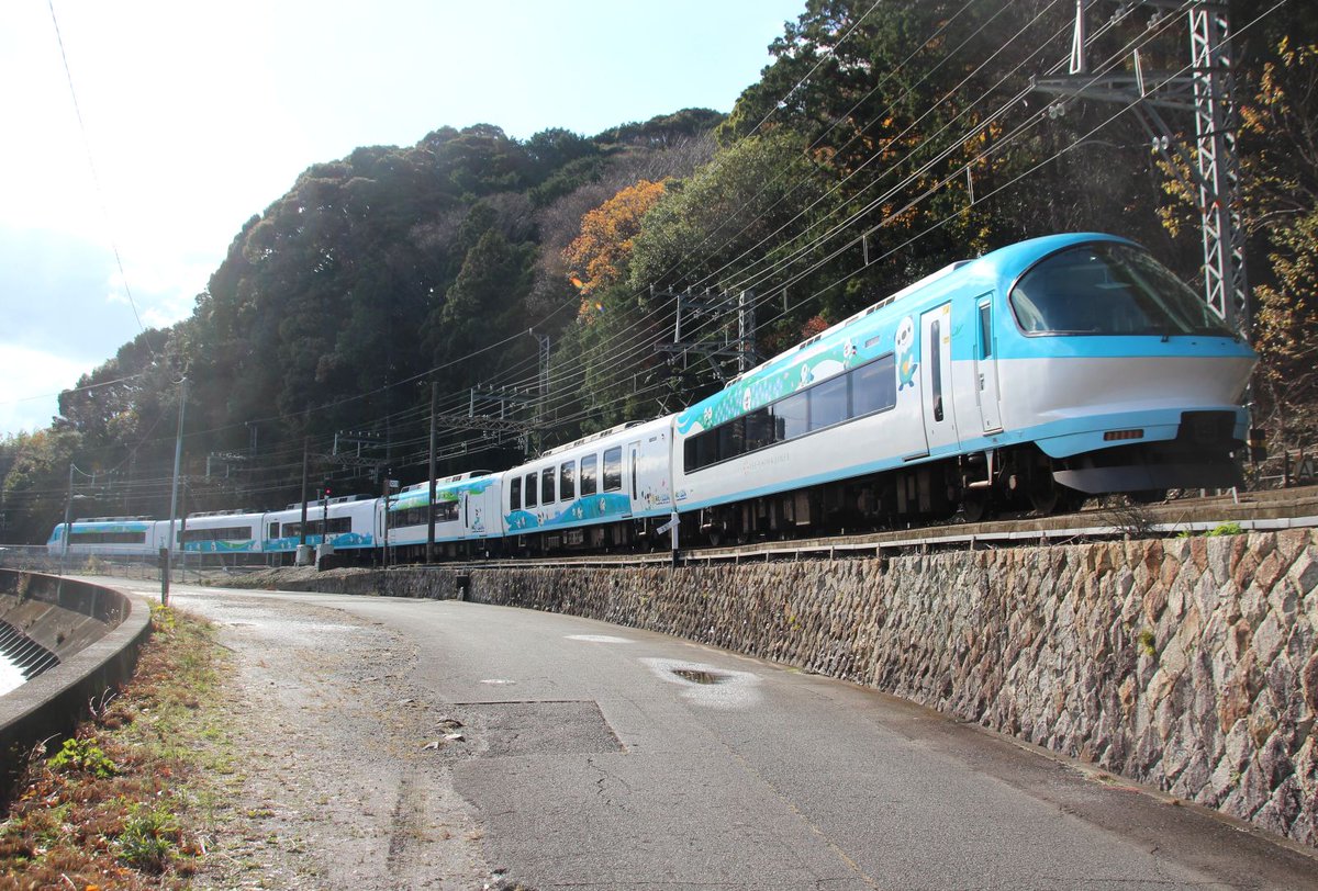 おはようございます🙂ミジュマルライナーとして活躍する23000系IL02