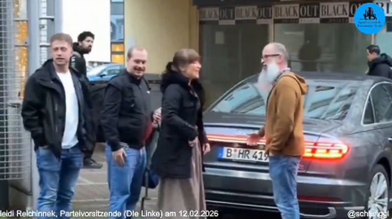 <a href="/dieLinke/">Die Linke</a> 
Da der Audi ja von euch geleast wurde und nach eurer Ansicht ja alles jedem gehört, würde ich mir das Fahrzeug gerne am Samstag, 21.2.2025, als Bürger ausleihen.
Würde ihn gegen 8 Uhr abholen und Sonntag zurückbringen. Tankt das Auto bitte voll und fahrt vorher mal