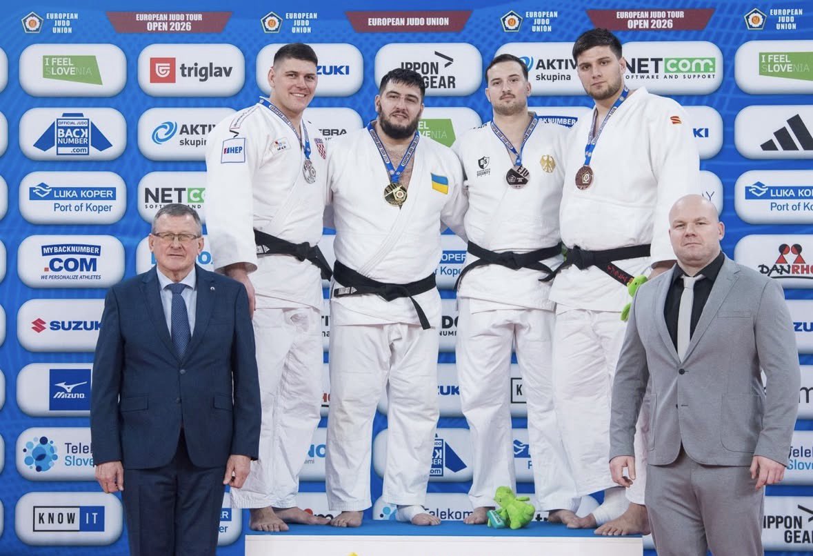 KocaeliTOHM's tweet photo. 14-15 Şubat 2026 tarihlerinde Slovenya'da düzenlenen Judo Büyükler Avrupa Açık müsabakalarında Madalya kazanan İlimiz TOHM ve Olimpik Havuz Sporcuları:

Muhammed Ali Demirel -73 kg 🥈
Ayşenur Budak  -57 kg 🥈
İbrahim Tataroğlu +100 kg 🥉
Sıla Ersin -48 kg 🥉

Tebrikler  🇹🇷🥋👏🏻 https://t.co/zrDb3d3Xvs