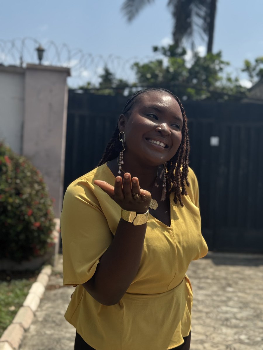 Got my yearly balloons today🤭. Happy birthday to me🎊🎉🎉