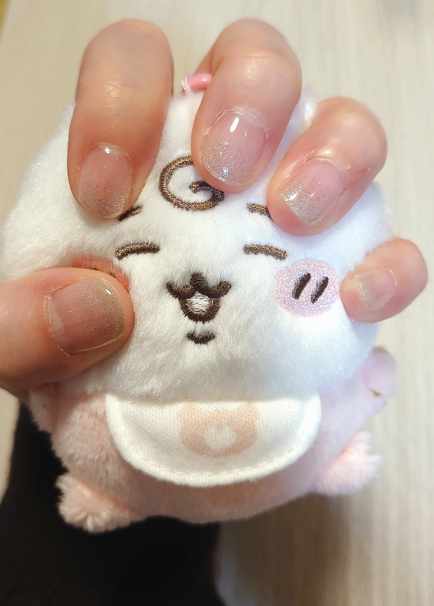 acari723's tweet photo. つめキラキラかわいい☺ https://t.co/dSY8lGMvsL
