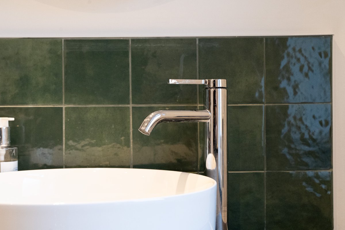 RedRingPS's tweet photo. In bathroom renovations, precision matters more than people think.

Accurate setting out. Proper pipework planning. Aligned concealed controls.

The finish is decided long before the tiles go on.

#designandbuild  #londonconstruction #battersea https://t.co/RWGiCYIUyN