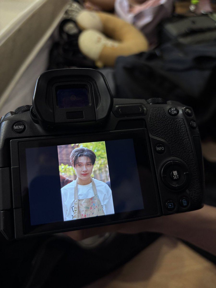 🎨🧑‍🎨

MIDNIGHTHOSHI SHOOTING Q2
#จรดรักปลายพู่กันเดย์สอง #Xphurx