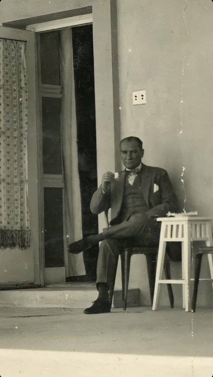 Türk Medeni Kanunu’nun kabulünün 
100. yılı kutlu olsun

 #TürkMedeniKanunu