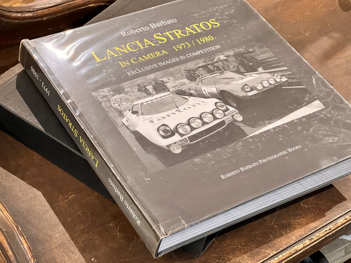 ✨#RIVE_GAUCHE 新規開店✨ 💐#アラン藤島のnote書店 さんの棚が