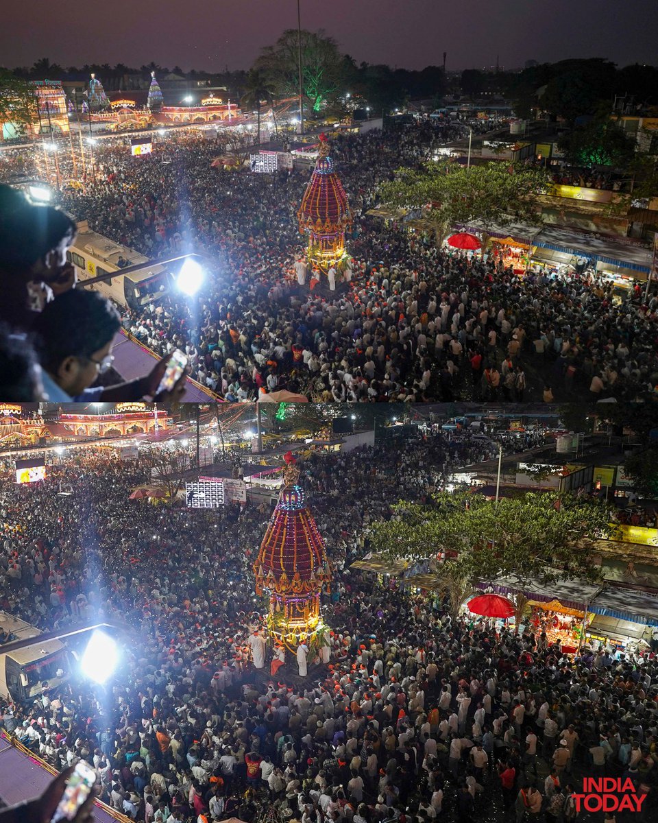 #InPhotos | Devotees assemble for a religious procession at Siddaroodha Swami Matha in Hubballi, Karnataka.

#Karnataka #Hubballi #Devotees #ReligiousProcession #ITPhotoBlog