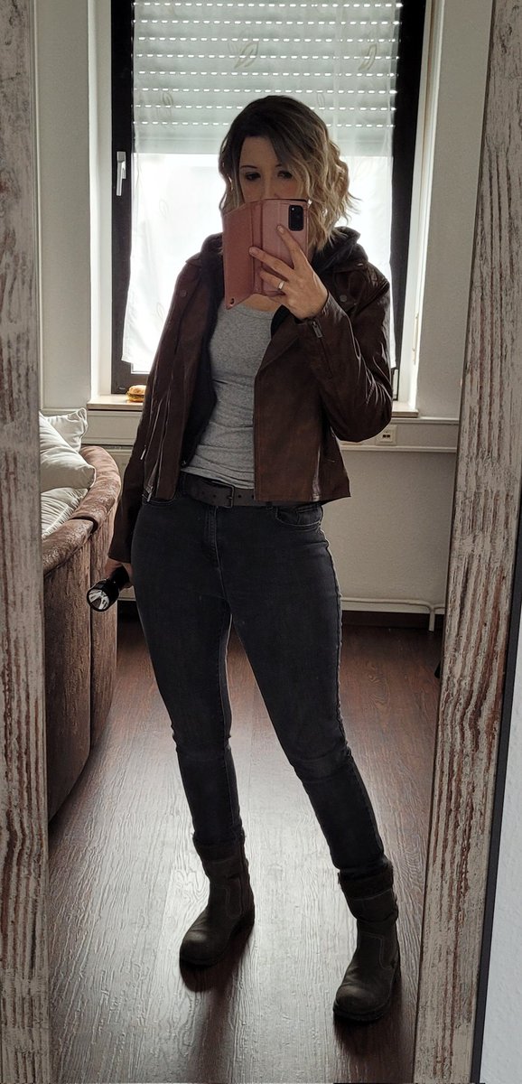 New Grace Ashcroft Cosplay.
#ResidentEvilRequiem