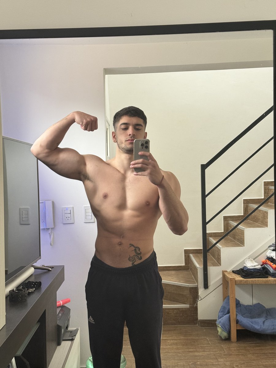 Alpha Peter 👿 tweet media