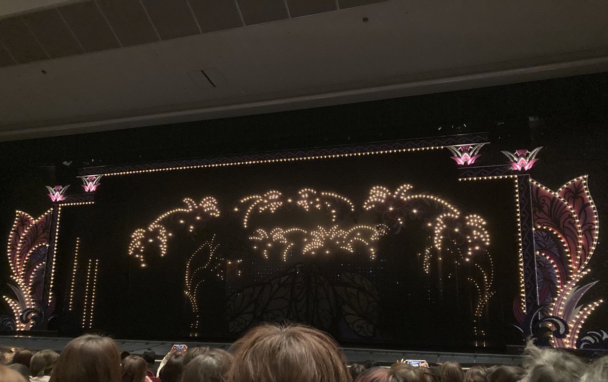 Pinebear777's tweet photo. 本日、花組大劇場公演を観劇してきました❣️
皆さん、力のこもったお芝居で感動しました🥹
ショーは、本当に目が足りない👀
極美慎くん、花に来てどんどんカッコよくなってきてる🥰
朝葉ことのちゃん、大活躍でした☺️ https://t.co/voBs9YCqiV