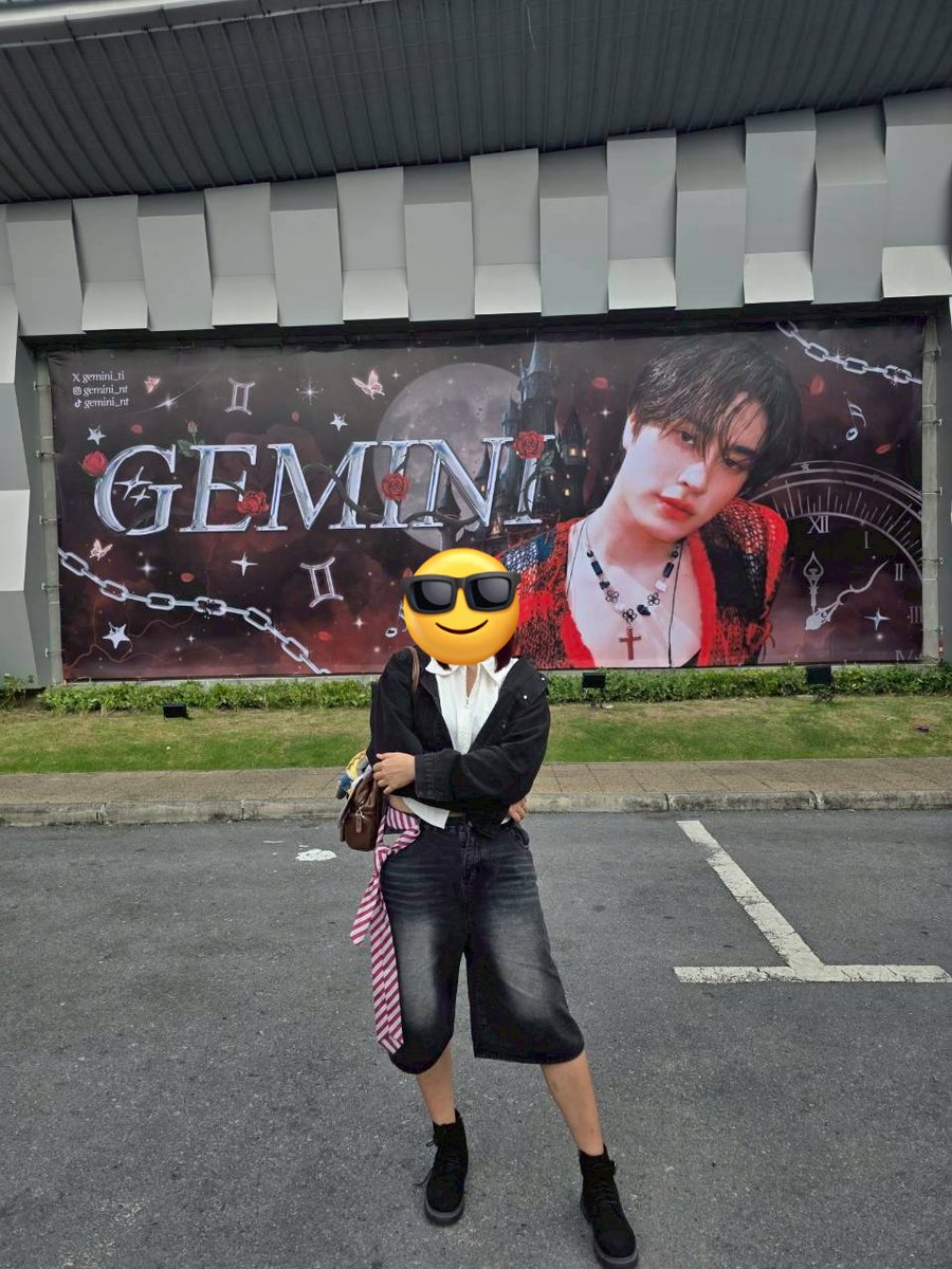 myturn4may's tweet photo. โปรเจกต์สวยมากกกก แต่ป้าเพี้ยรเหมินเดิม 😎🥰
#GeminiProjectTH
#RISERCONCERT
#Gemini_NT #เจมีไนน์ https://t.co/GUVNK2xRsG