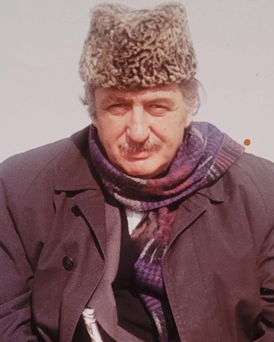 Türkiye Cumhuriyeti tarihinin, gelmiş geçmiş en cesur tarihçisi...

Türkiye Cumhuriyeti tarihinin, hakkında en çok yalan söylenen, en çok hakaret edilen tarihçisi.

Türkiye Cumhuriyeti tarihinin, Kemalist ideolojiye ilk başkaldıran ve bu uğurda hapis yatan, davalarla boğuşan ilk