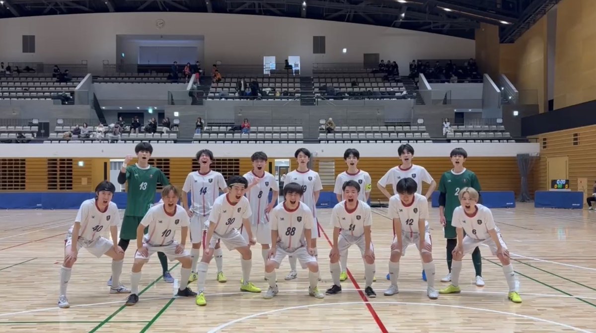 TTechFutsal's tweet photo. 【東京都大学フットサルリーグ】
第13節 vs.立教大学
⁡
《結果》
✕1-3
⁡
《得点者》
 46 荒井
⁡
引き分け以上で優勝が確定する第13節でしたが、1-3での敗北となってしまいました。
⁡
明日の試合に勝てば優勝となるので絶対に勝ちます🔥
応援よろしくお願いします！ https://t.co/H36O5cNHD3