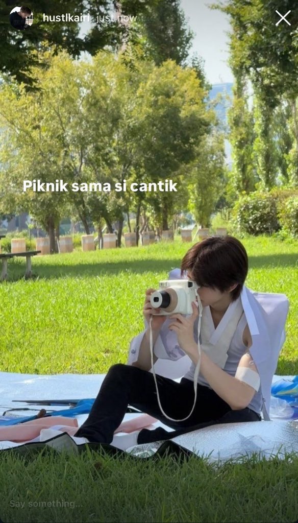 ⃟⃟⃟ tweet media