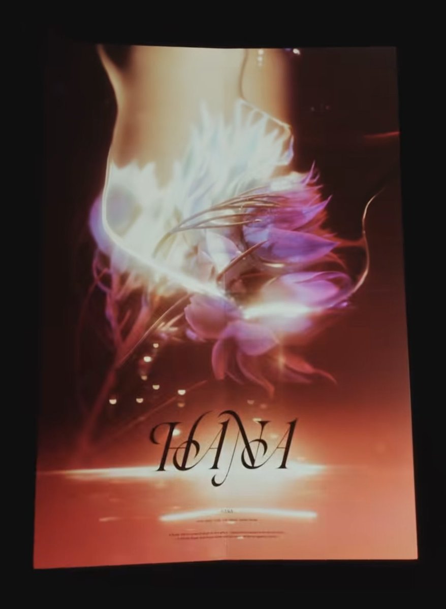リリックポスターの花が燃え盛ってる感じが好きすぎるし、とっても素敵